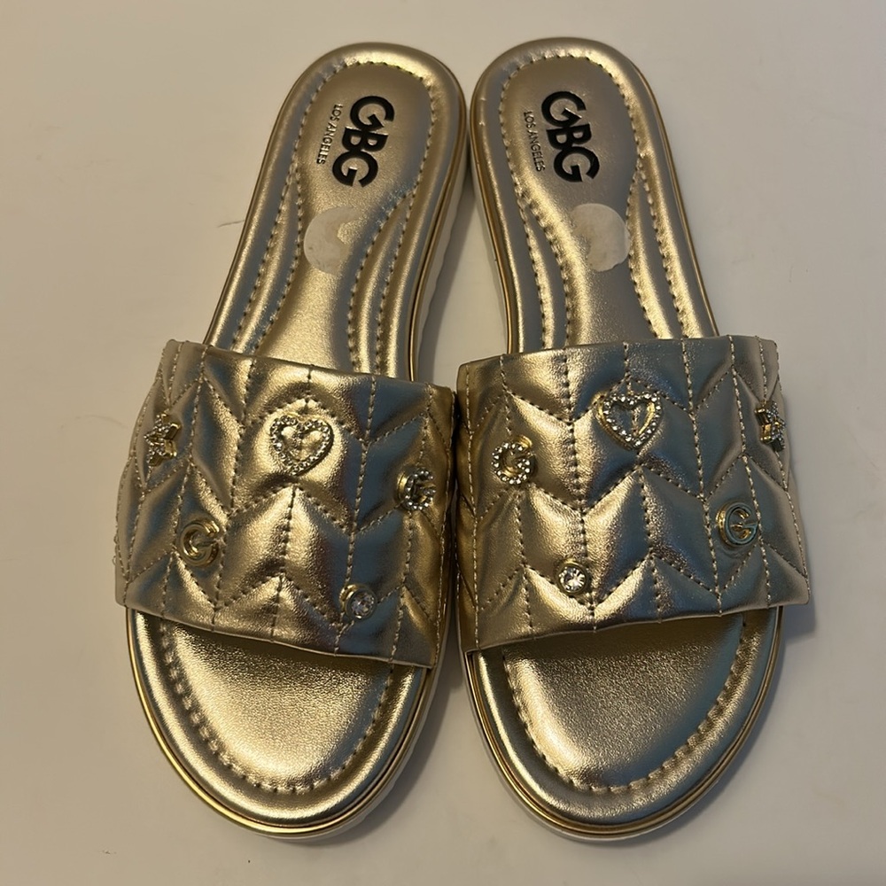 GBG Los Angeles Metallic Gold Quilted Sandals - Picture 6 of 16